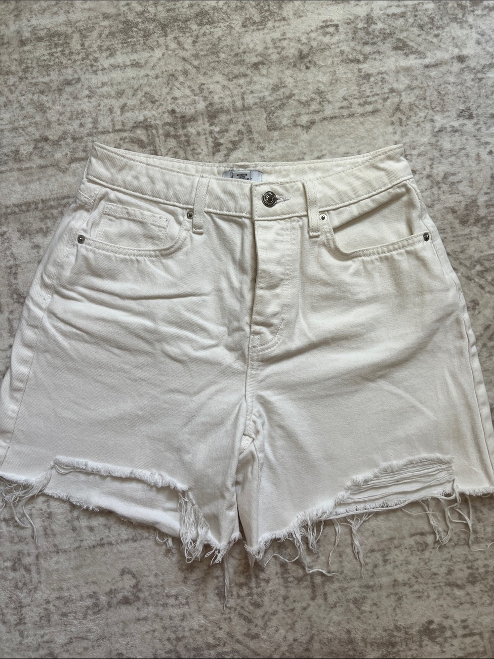 White High-Rise Frayed Hem Women's Denim Shorts